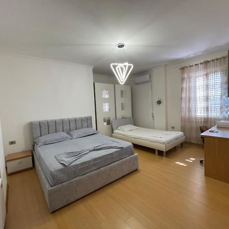 Albjona Guesthouse Tirana Exteriör bild